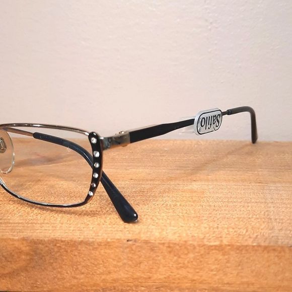 VINTAGE Prescription-ready Eyeglass Frame, gold, 50-18-135, glasses Mrs. Claus - Picture 6 of 8